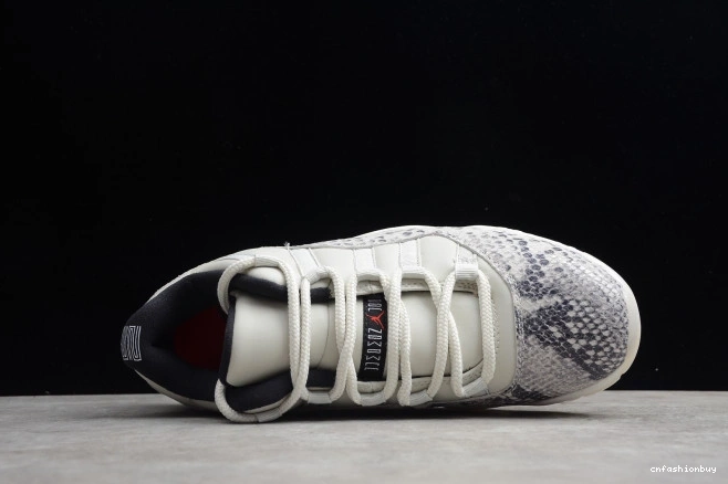 Light Bone 11 Snake SE Air CD6846-002 Low Jordan 0717